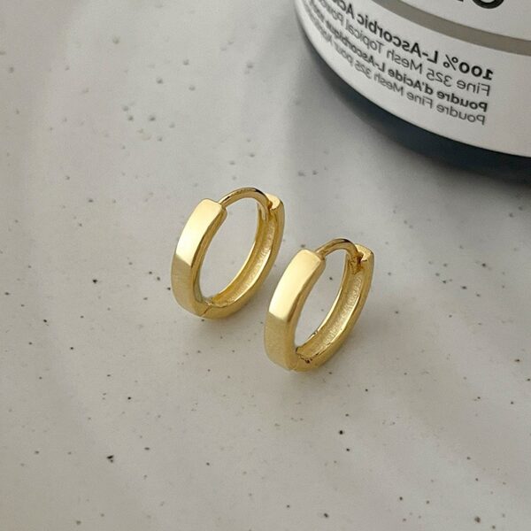 Minimalist Polished Hoop Earrings - Image 2
